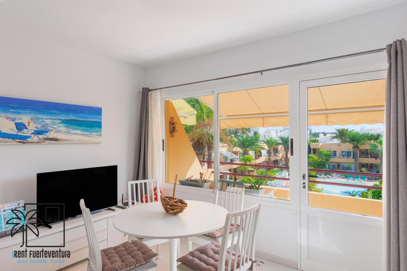 Hola Bent Pool And Terrace Irent Fuerteventura Apartment *